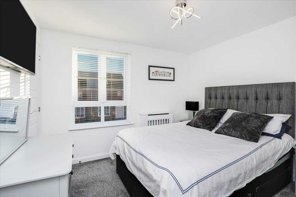 Bedroom Two (1)