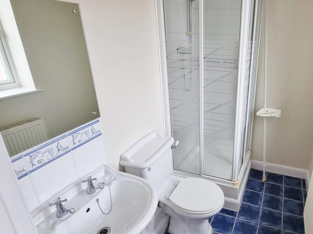 6 - Ensuite