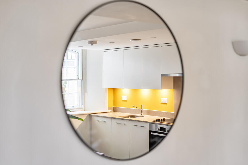 1324607-18-6877d3...