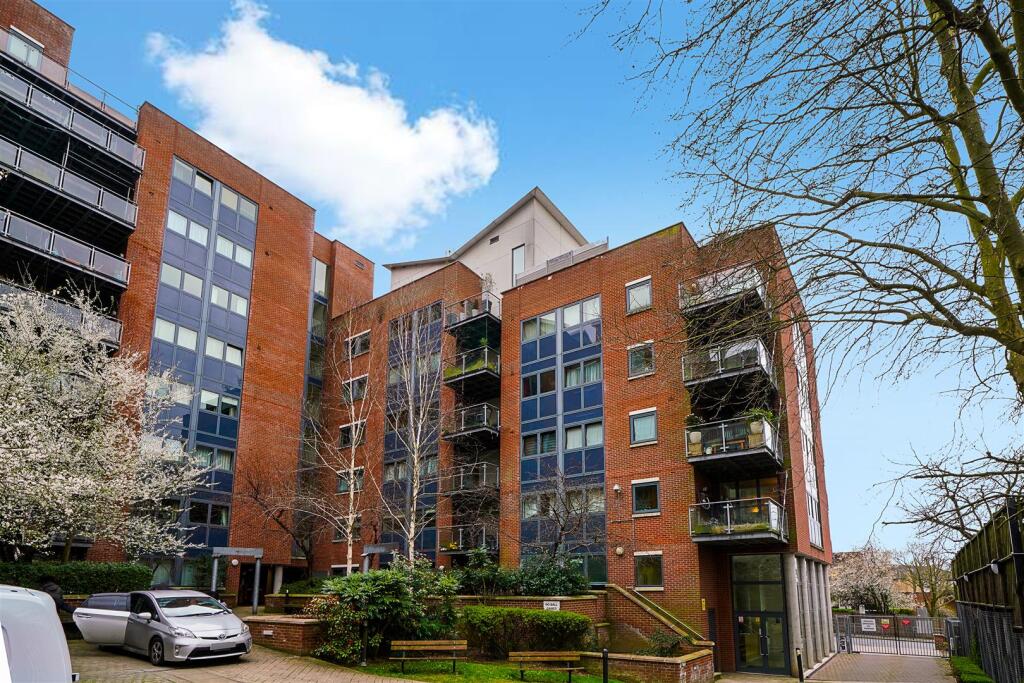 Flat 19, Donnington Court - ehlpAVqO8wC6aMEOYnA1.j