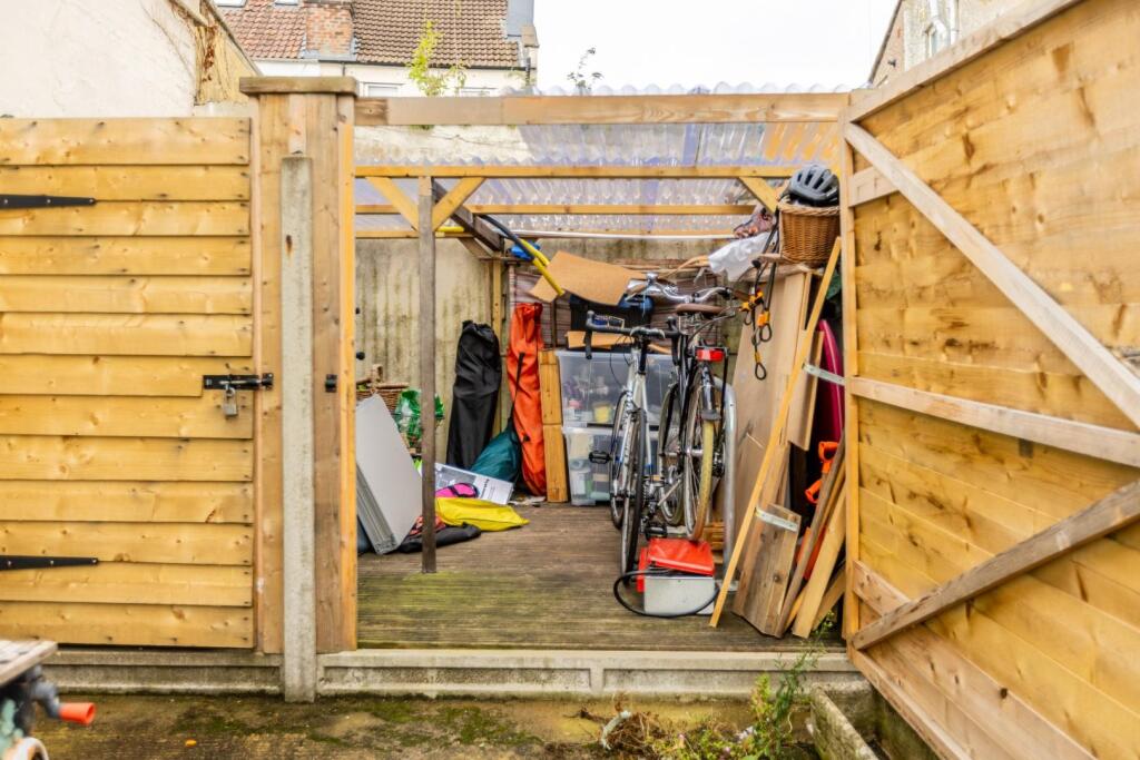 Flat 3, 103 Greenbank Road, BS5-20.jpg