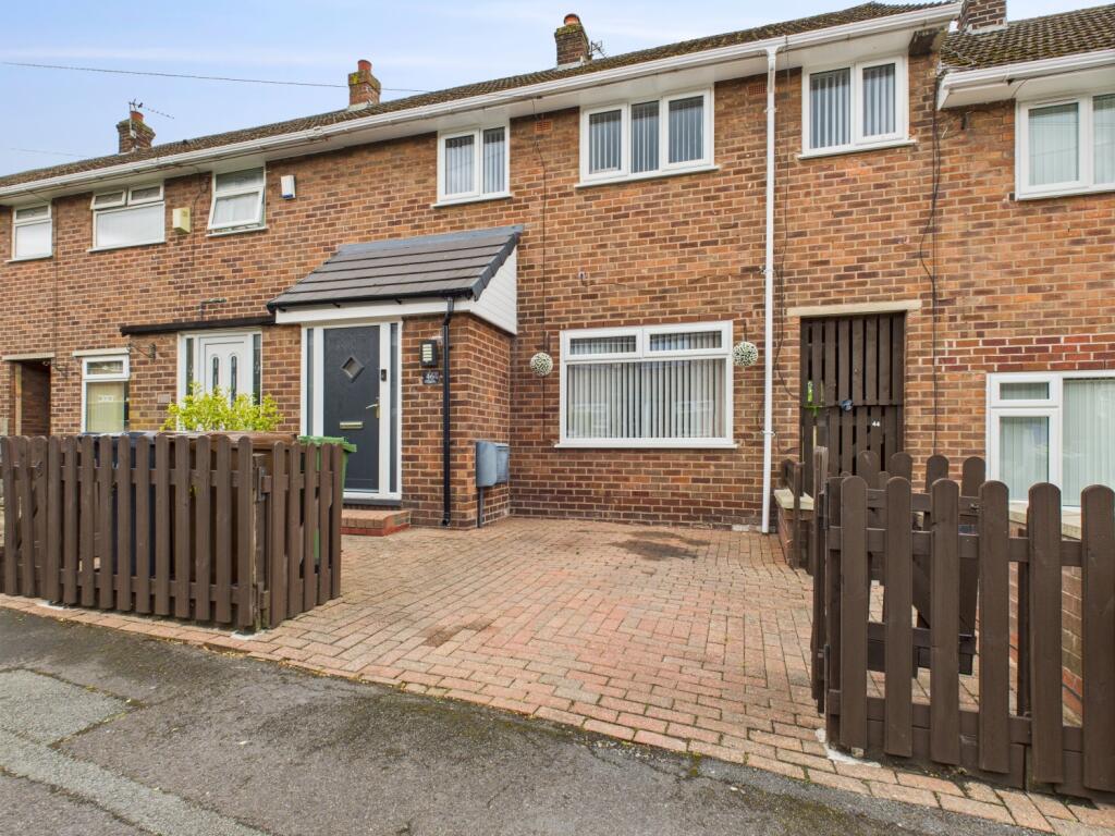 CAM03729G0-PR0077-STILL021