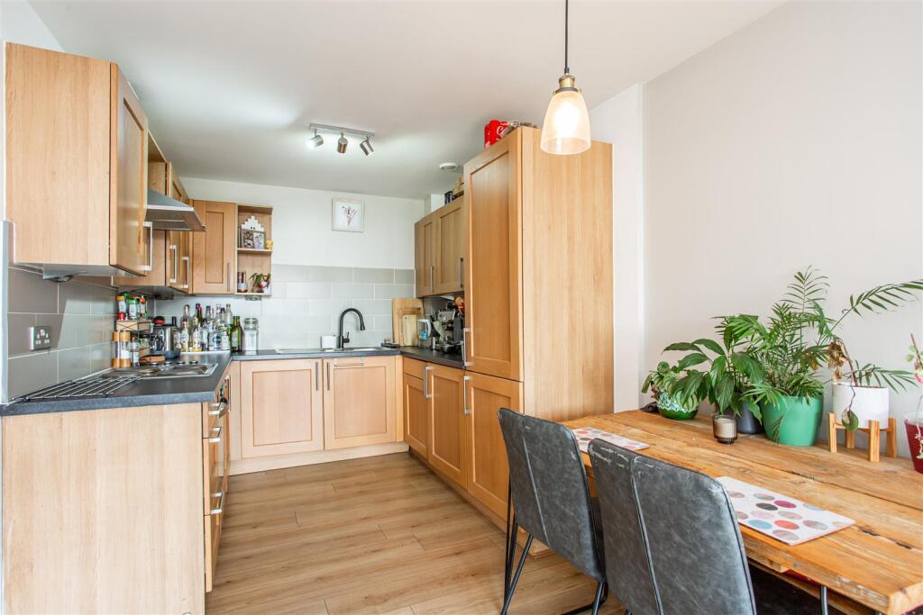 206 Maltings Close-14.jpg