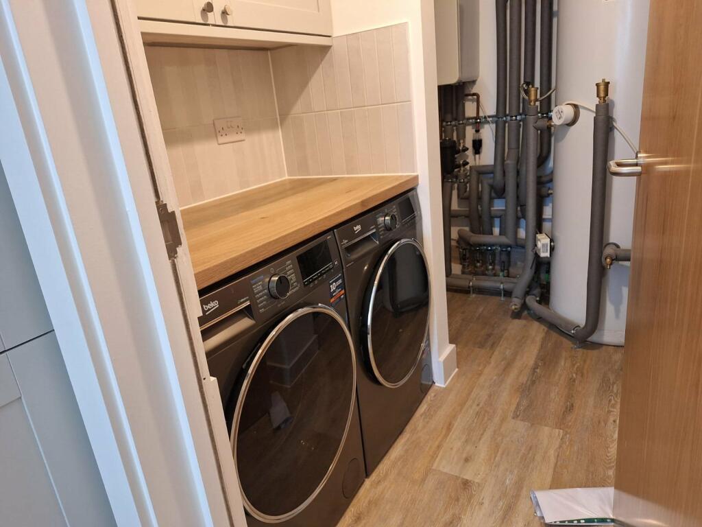 85HL utility