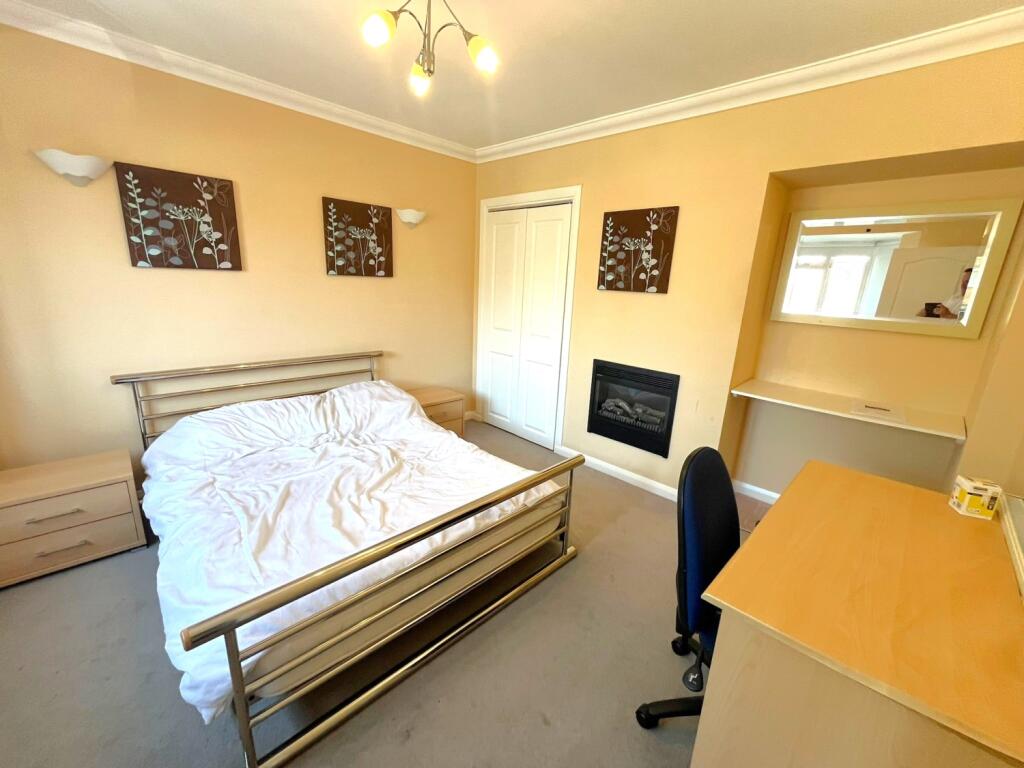 06Bedroom