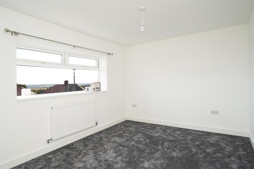 10. MasterBedroom.jpg