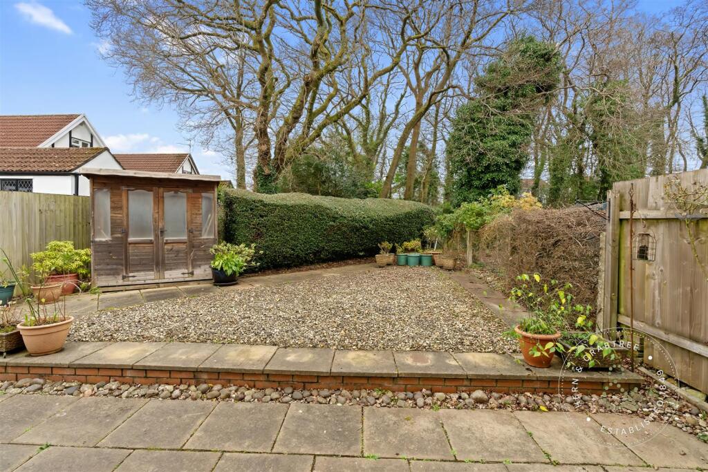 Norwood, Thornhill, HernCrabtree (6).jpeg