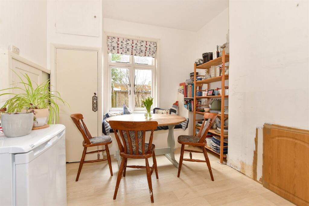Breakfast Room