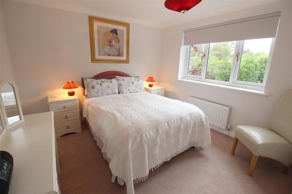 Mendip Close, bed 3.JPG