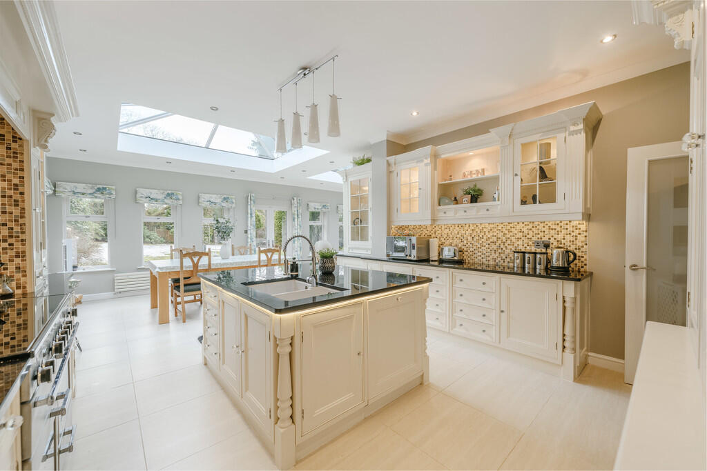 Kitchen 3