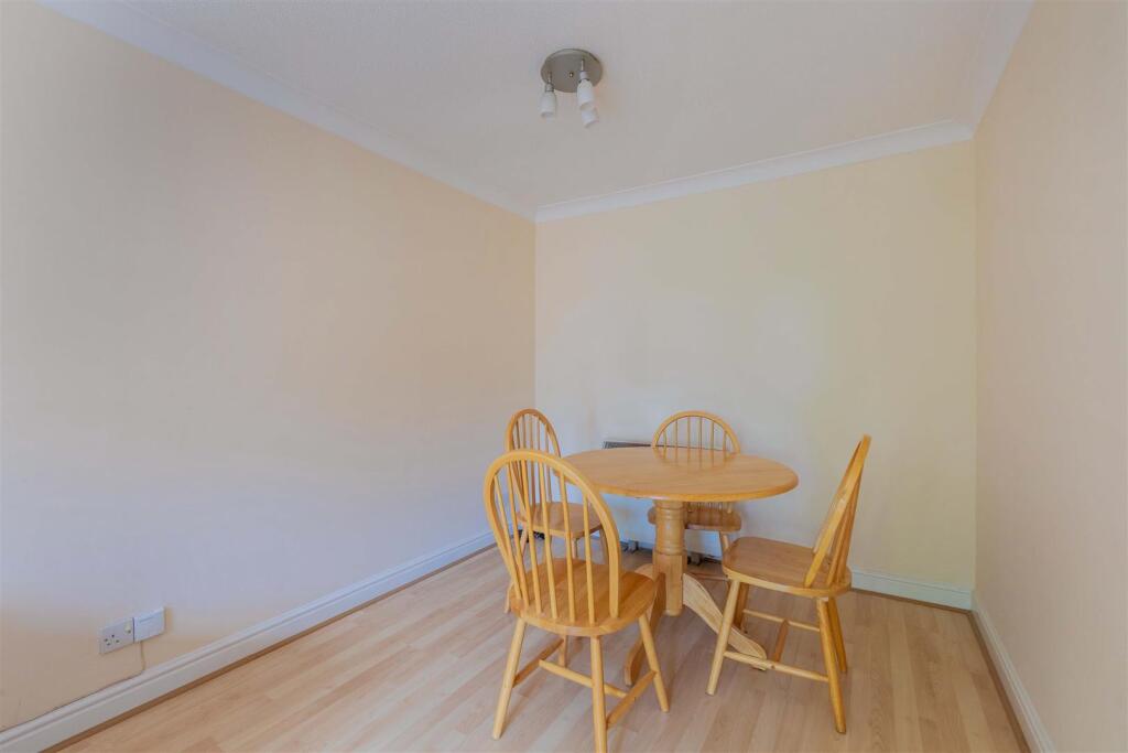 6 Sherbourne Court-13.jpg