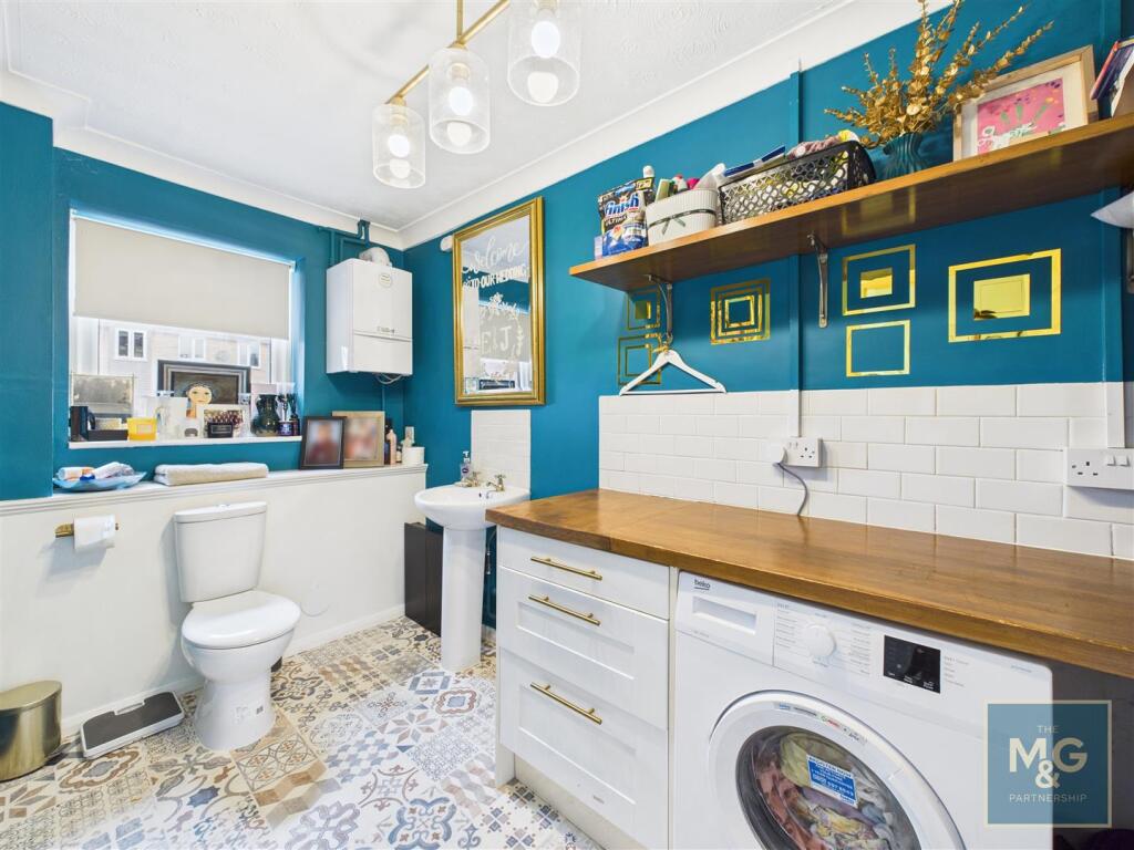 Utility / Cloakroom