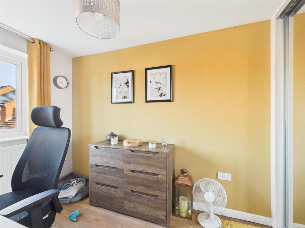 19 Cranmer Road Photos (10).jpg