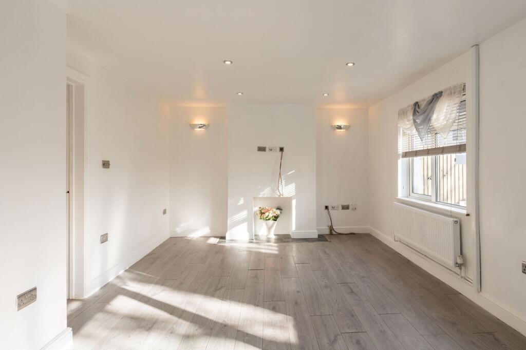 Kitchen/Living Room