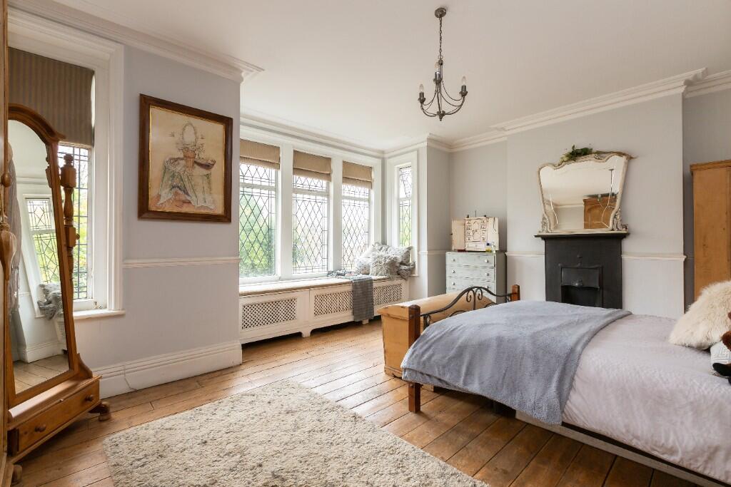 Main bedroom