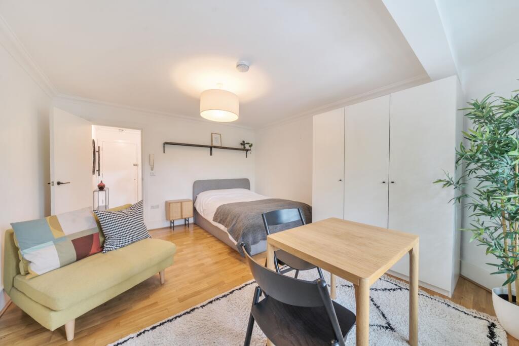 1331968-13-688675...