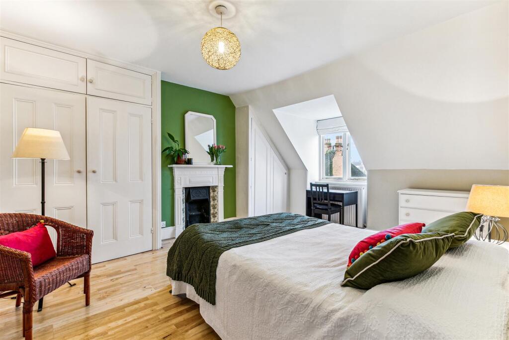 Esmond Road, W4 - FOR SALE