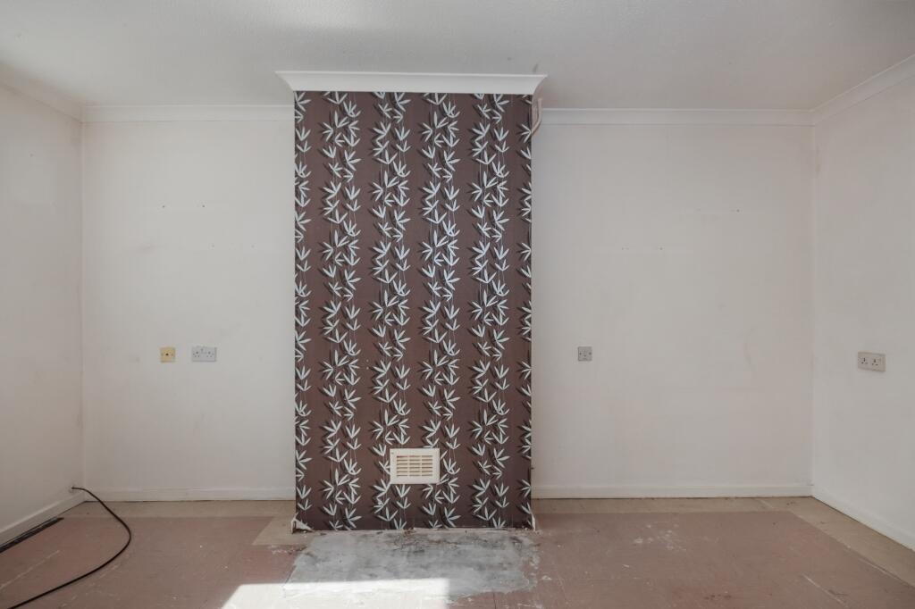 10 Beaumaris Road, Sawtry, Huntingdon, Cambridgeshire PE28 5SF