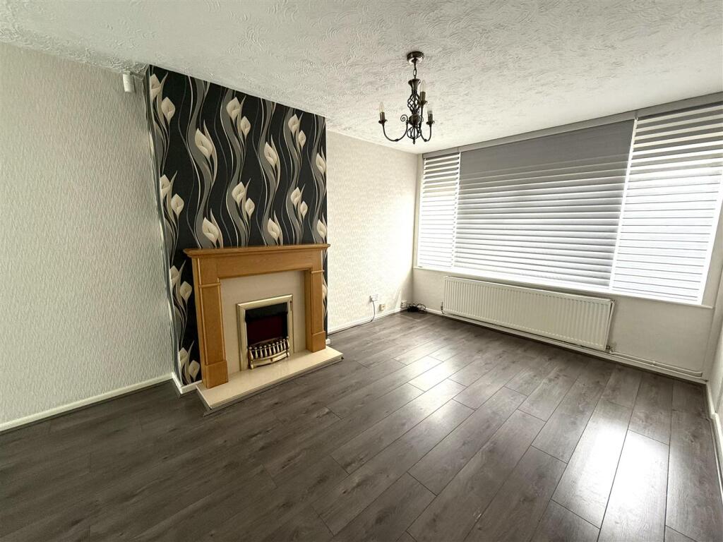 46 rish lounge 4.jpeg