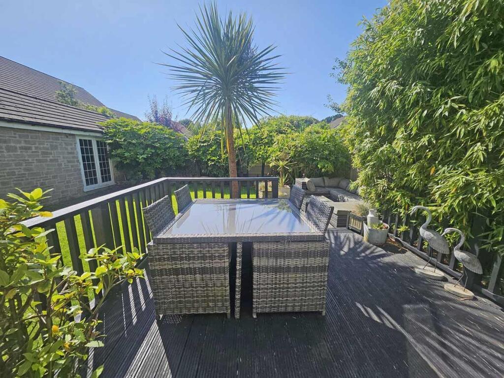 Aberdeen Avenue 100 Garden 6.jpg