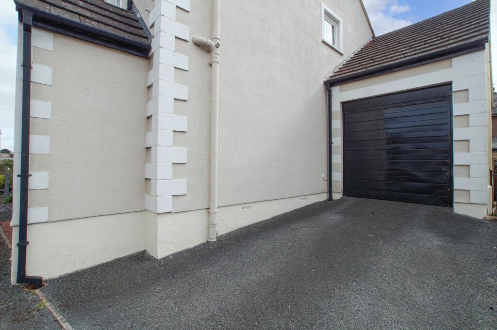 Garage &amp; Parking