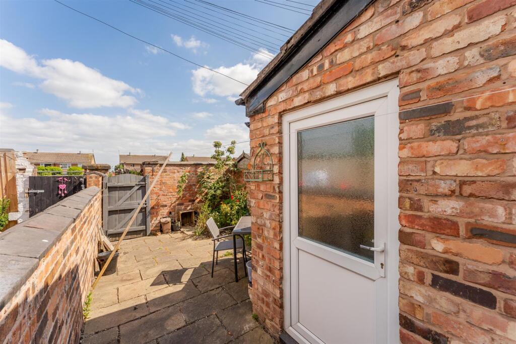 21 Regent Street, Moulton-3.jpg