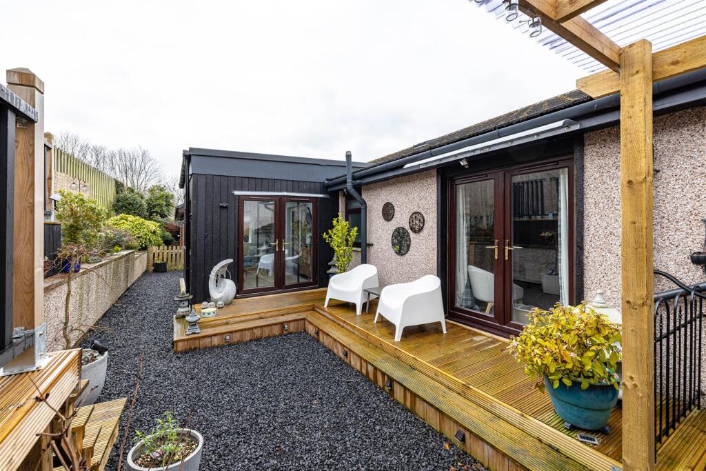 2 Kingsknowe Gardens Galashiels 37.JPG