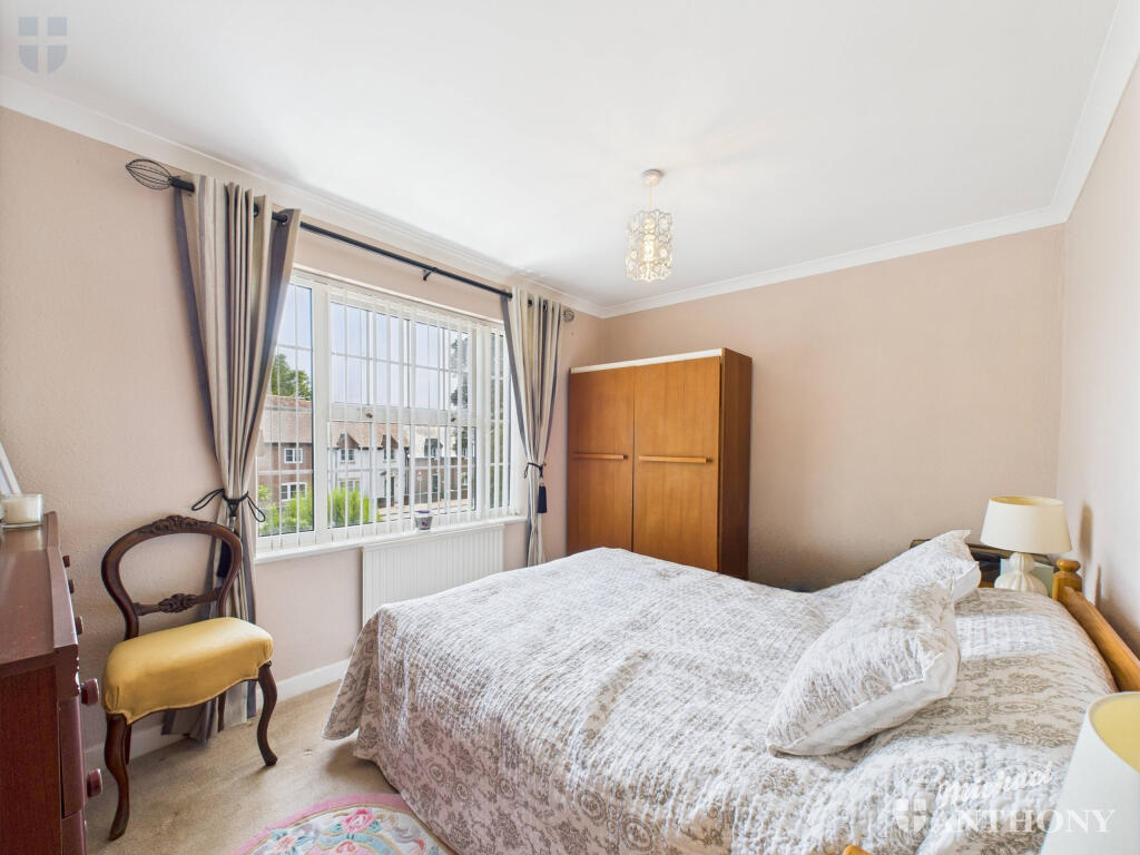 CAM03218G0-PR0737-STILL009