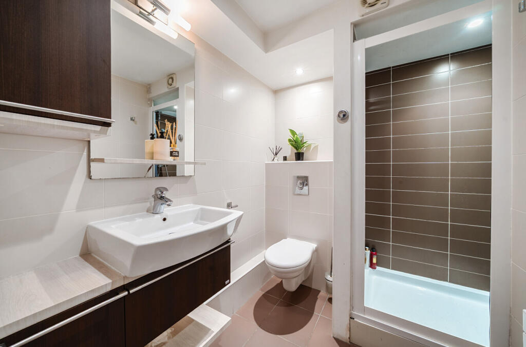 Ensuite