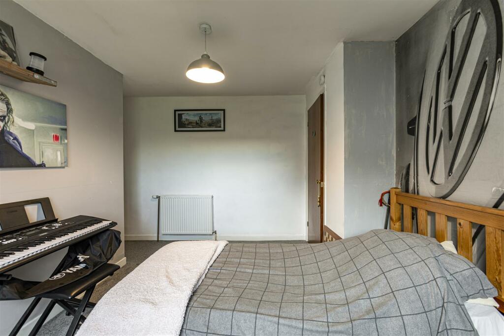 1 Whitefield Avenue Newtown 30.JPG