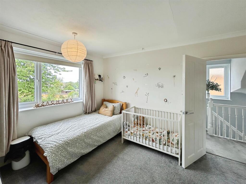 8a3e5f1d--4E9A-88B3-58CFBDF52C75-18634-00000BA4C21