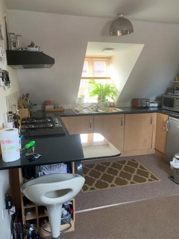 Ironwood Avenue, NN14