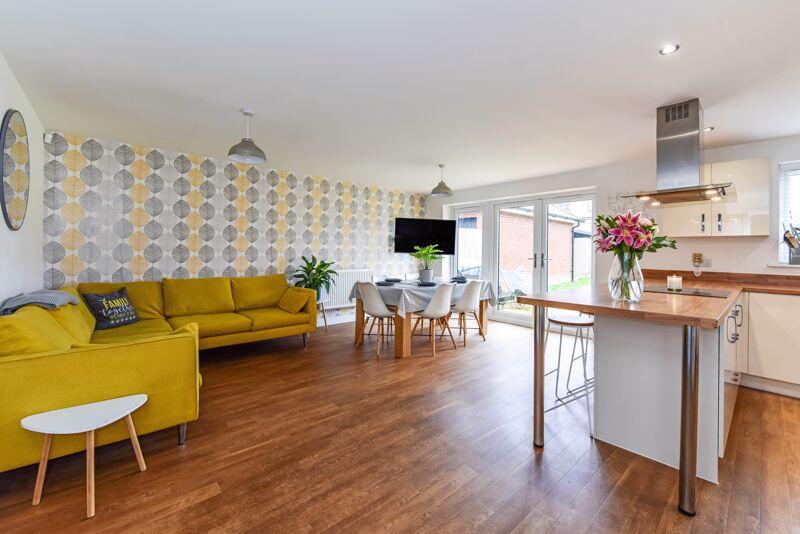 Dining / Family Area 