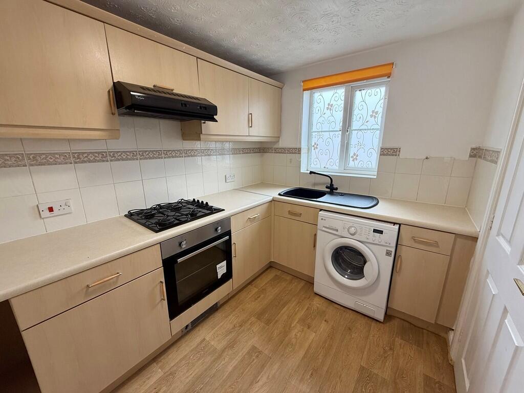 KITCHEN 1