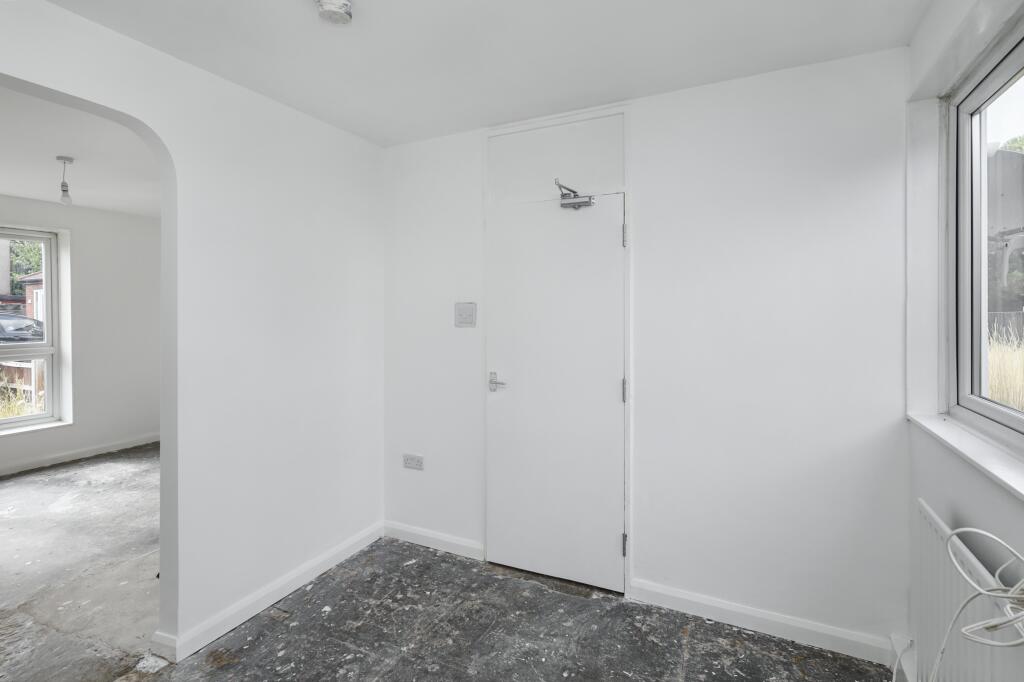 11 Beech Gardens, Dagenham, Essex, RM10 9TS