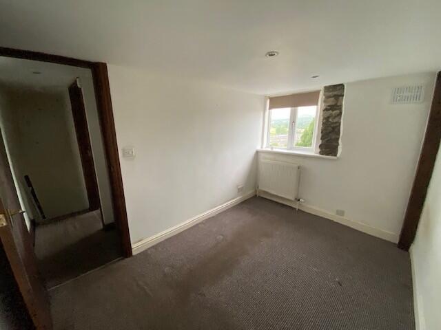 BEDROOM ONE T202506131209.jpg