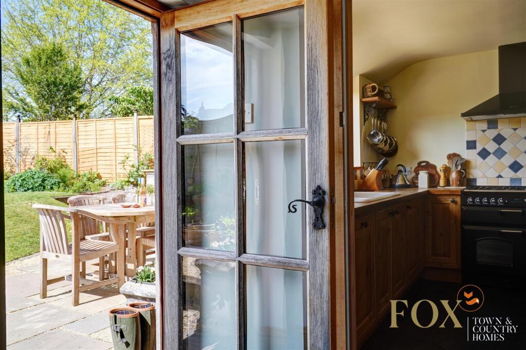 Folly Cottage (25).jpg