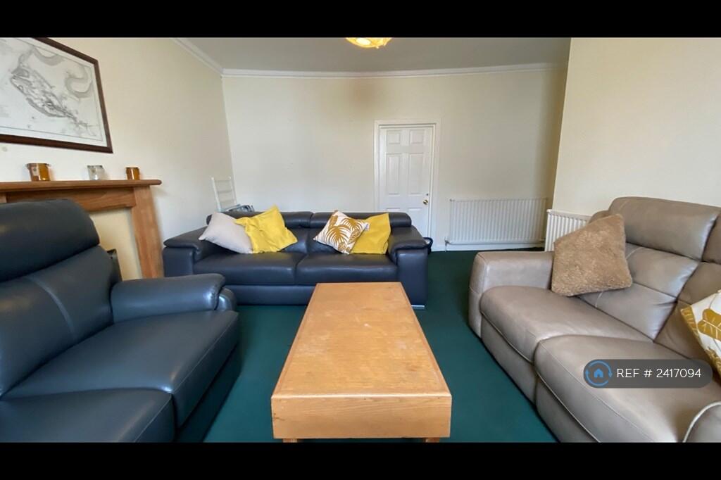 Luxurious Seating For 6 