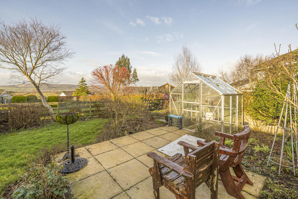Garden and Views