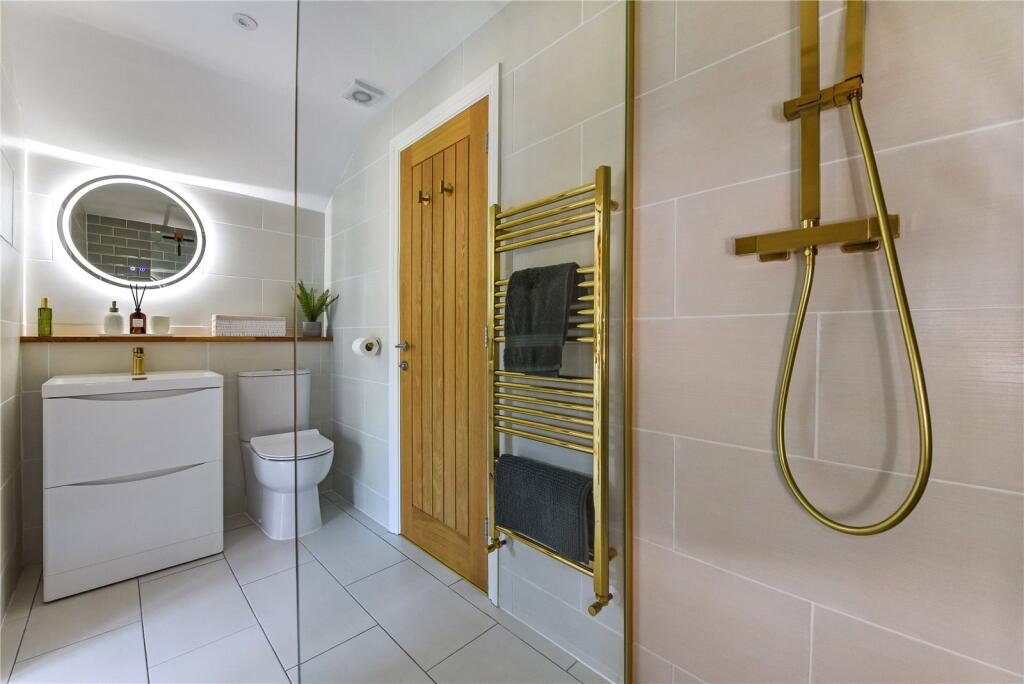 G/F Ensuite