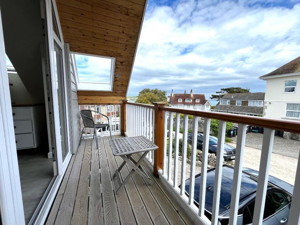 Annexe balcony