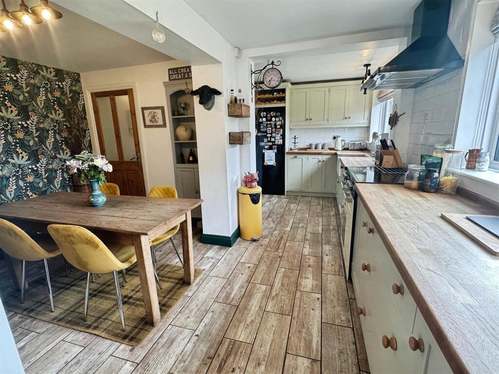 Dining Kitchen
