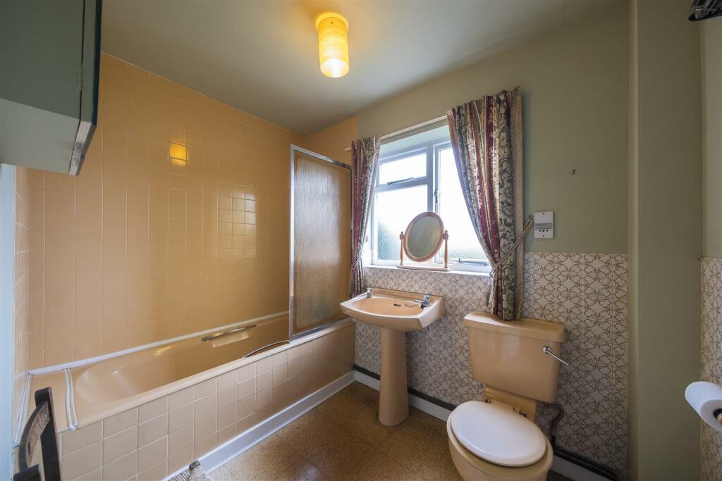Family Bathroom