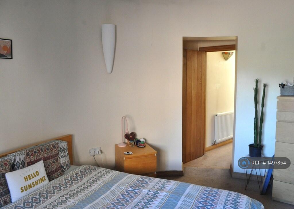 Master Bedroom 3