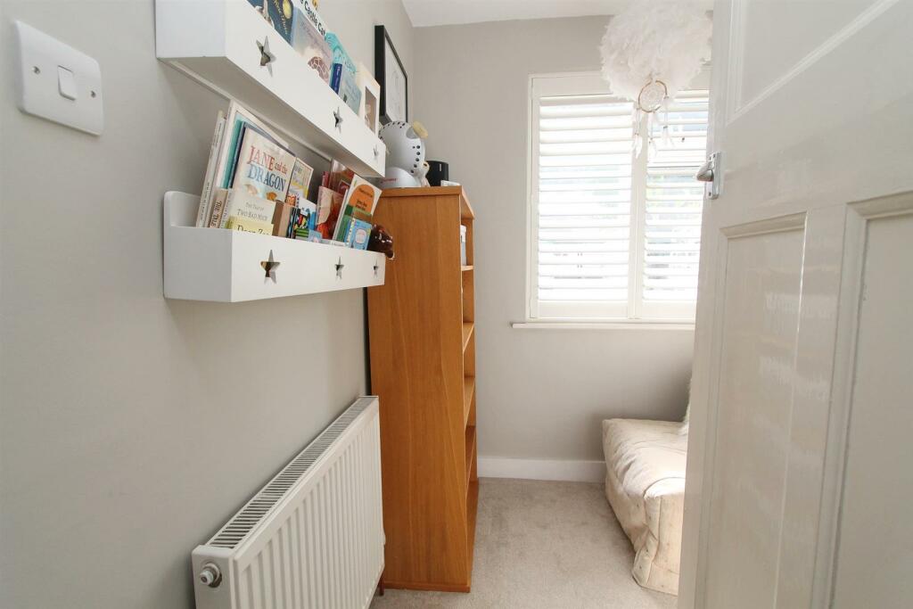 bed 3.jpg