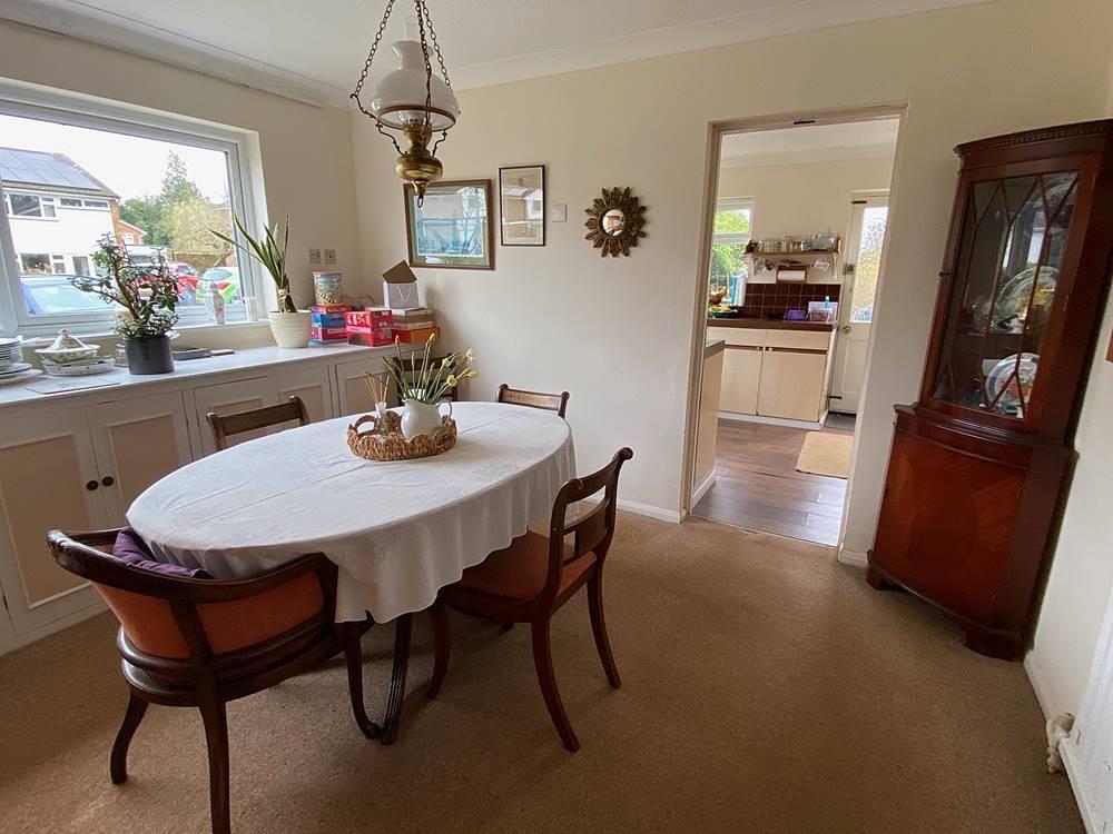 dining room2.jpg