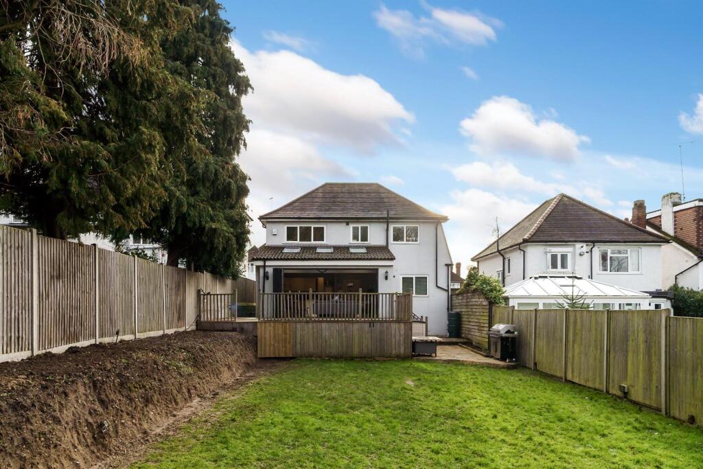 CASTLE AVENUE (3).jpg