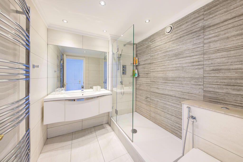 Wrights Lane, London, W8