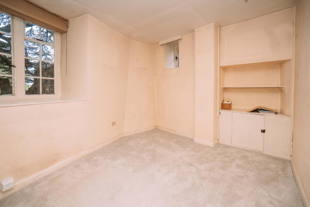 St. Nicholas, Bury St. Edmunds [Bedroom] (3) LOW R