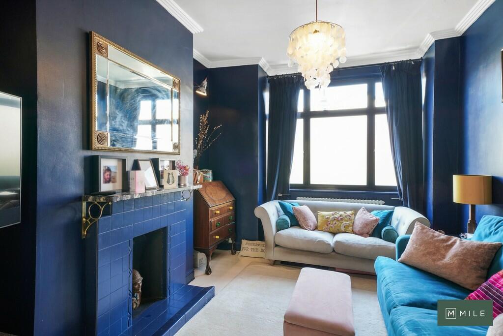 53 Yewfield Road ...